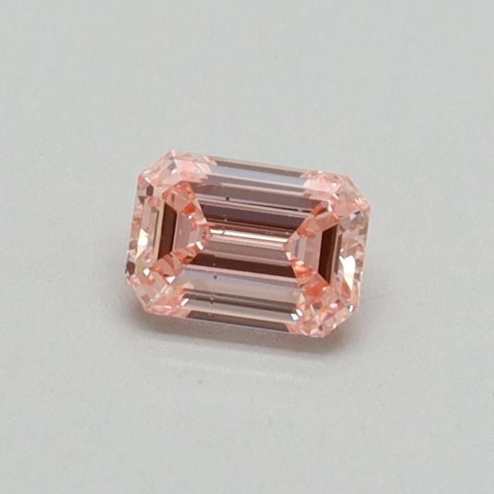 0.3 CT Fancy Intense Pink EMERALD