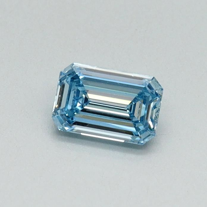 0.3 ct lab-grown Emerald Diamond