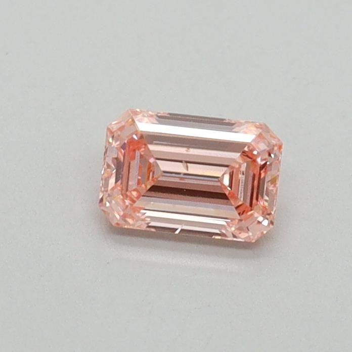 0.3 CT Fancy Vivid Pink EMERALD