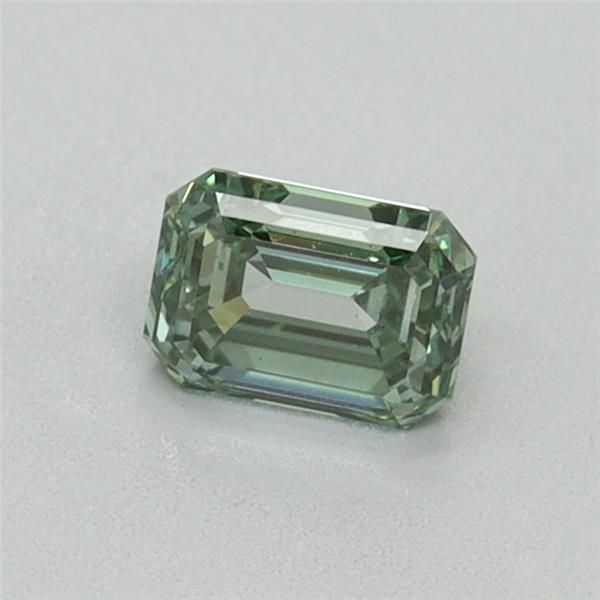 0.47 CT Fancy Vivid Green EMERALD