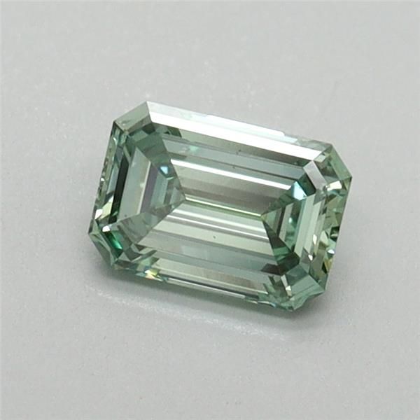 0.46 CT Fancy Vivid Green EMERALD