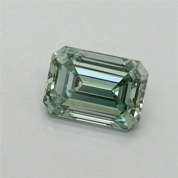 0.45 CT Fancy Vivid Green EMERALD