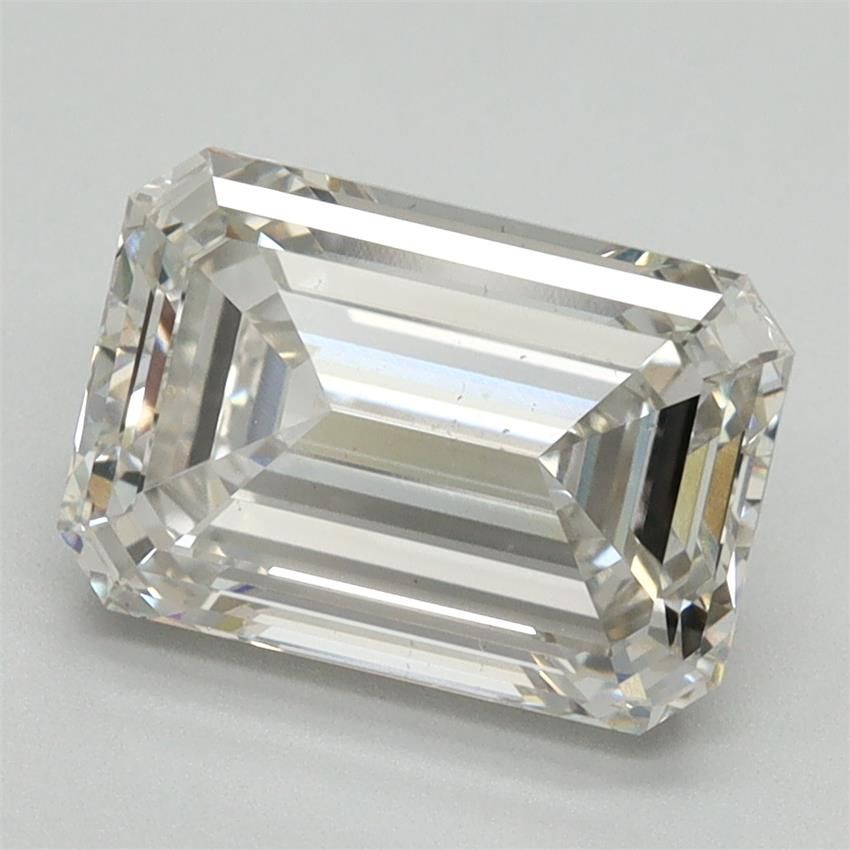 3.02 ct Emerald diamond