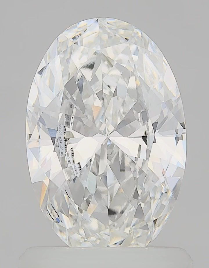 1.05 ct. oval Lab Grown Diamond front image