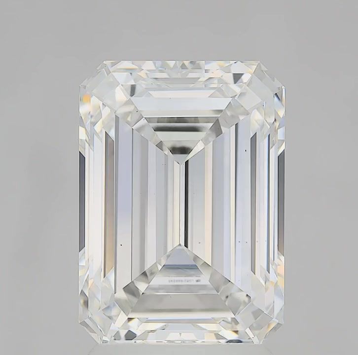 3.04 ct. emerald Lab Grown Diamond front image