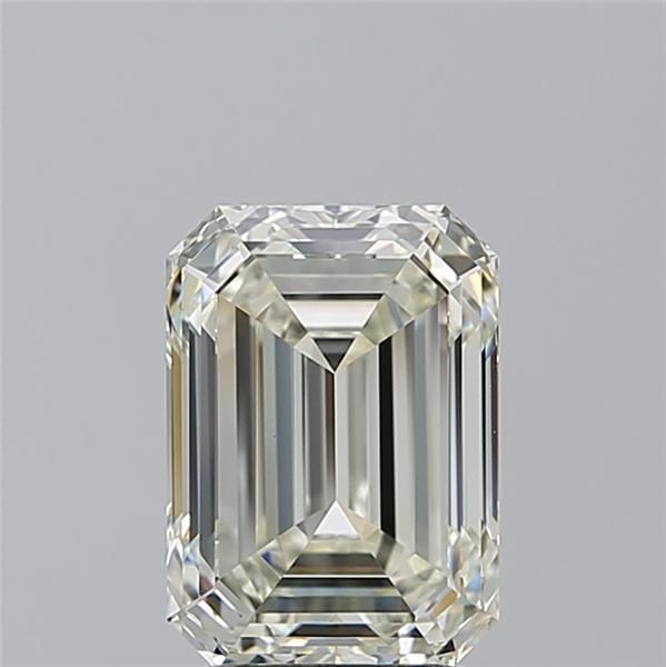 3.01 ct Emerald diamond