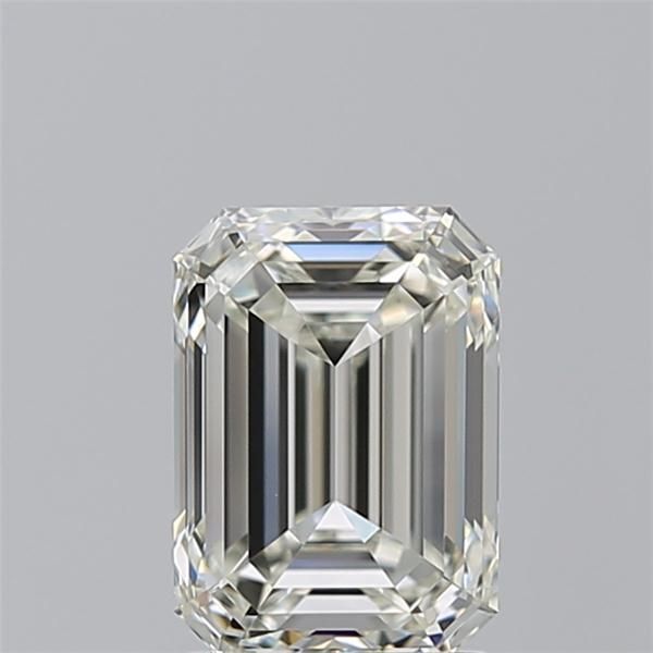 2.21 ct Emerald diamond