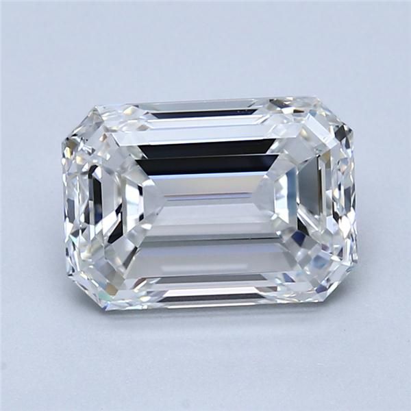 3.01 ct Emerald diamond