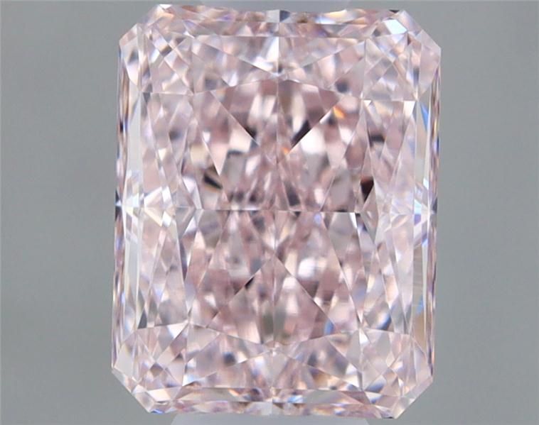 0.53 ct Radiant diamond