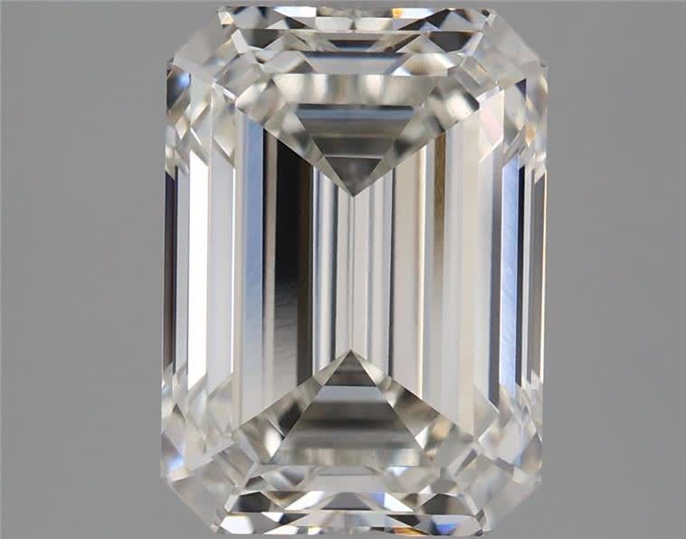 2.82 ct. emerald Lab Grown Diamond front image
