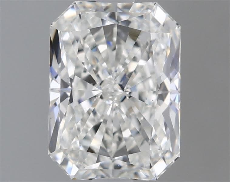 1.28 ct Radiant diamond