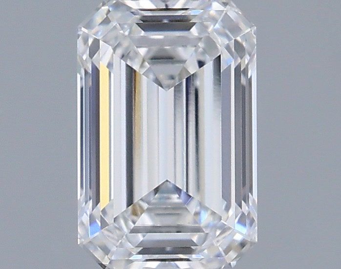 1.34 ct. emerald Lab Grown Diamond front image