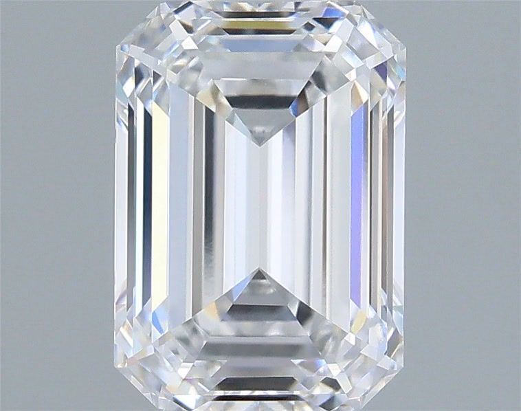 1.55 ct. emerald Lab Grown Diamond front image