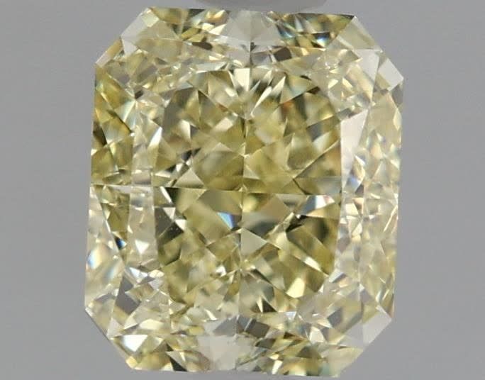 1.01 ct Radiant diamond