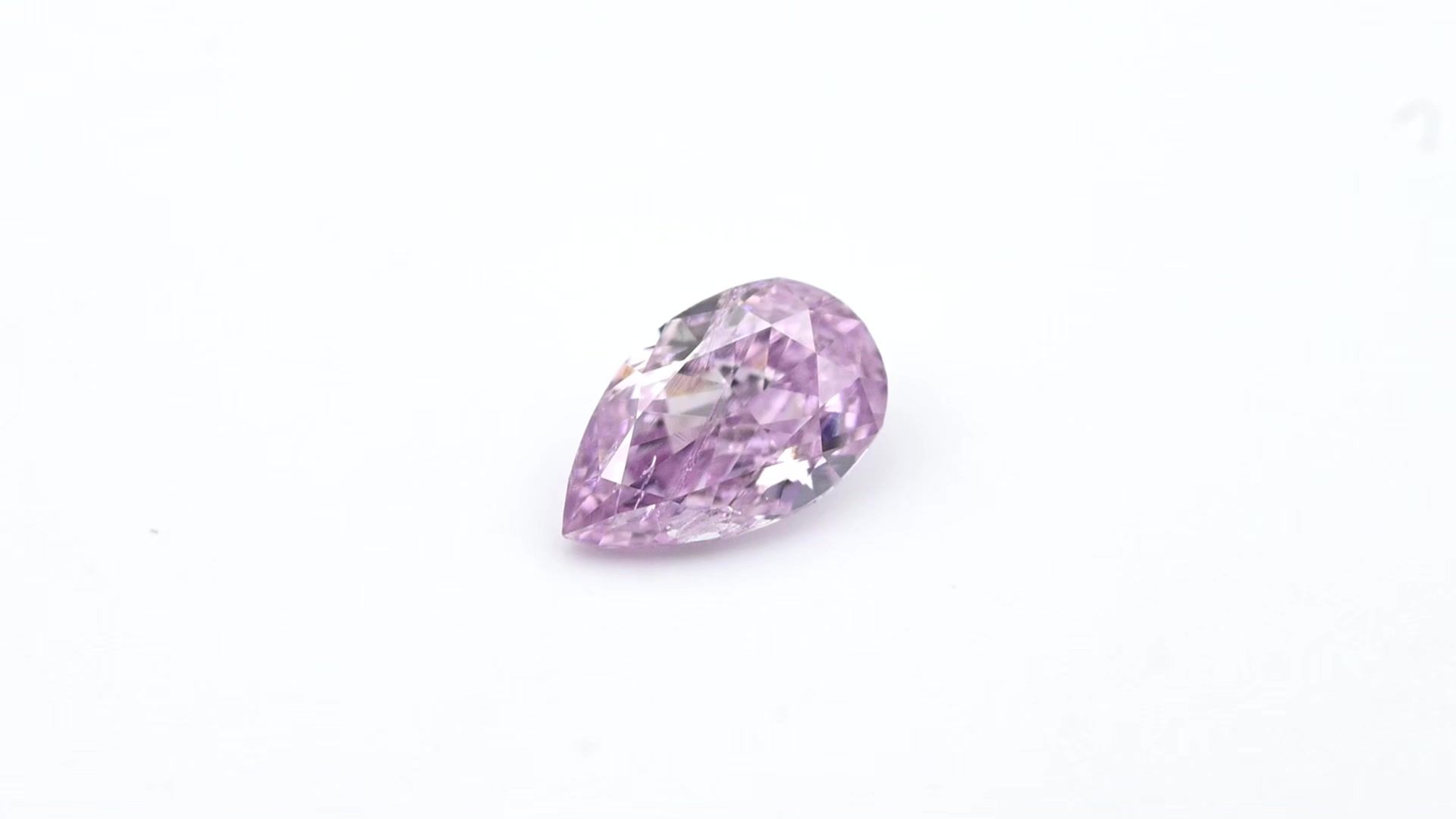 Diament 0.06 ct Fancy Intense Pink Purple/