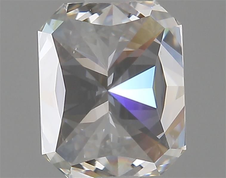 0.90 ct Radiant diamond