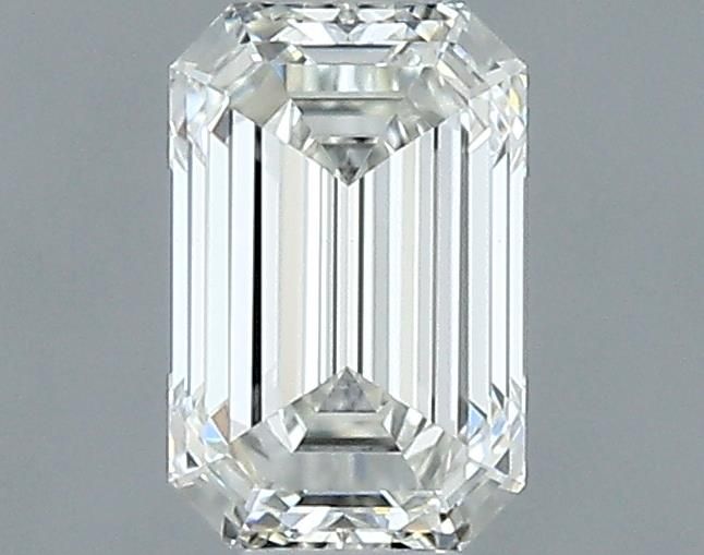 0.40 ct Emerald diamond