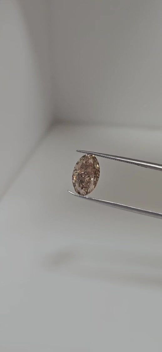 Diament 2.02 ct Fancy Brown Yellow/VVS1