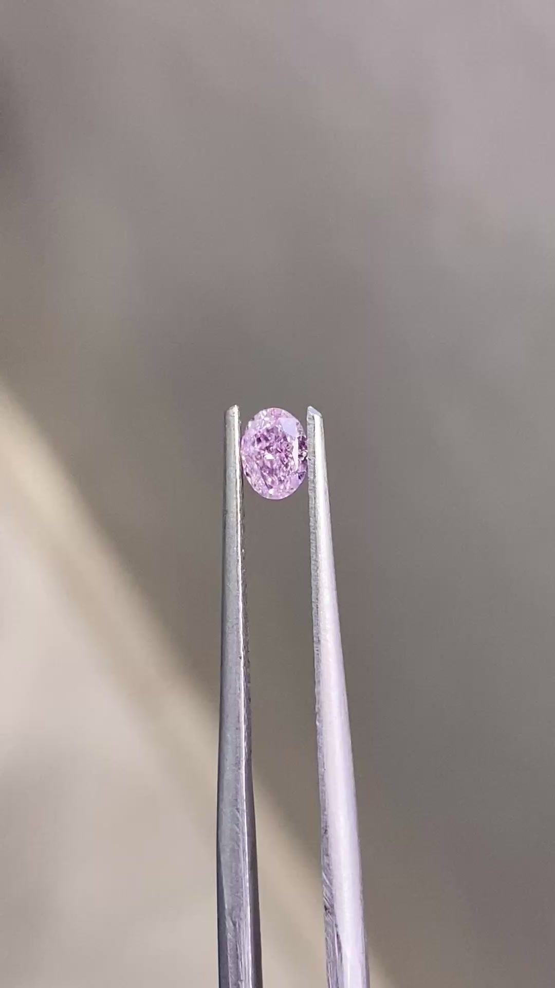 Diament 0.26 ct Fancy Pink Purple/VS1