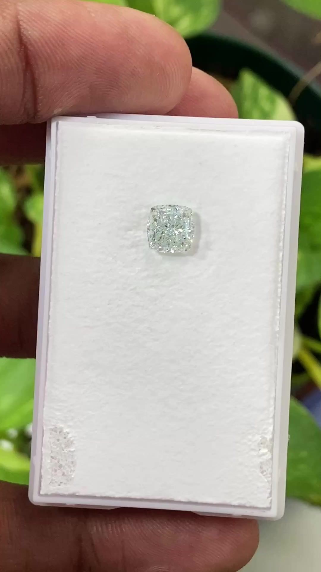 2.01 ct Cushion Brilliant diamond