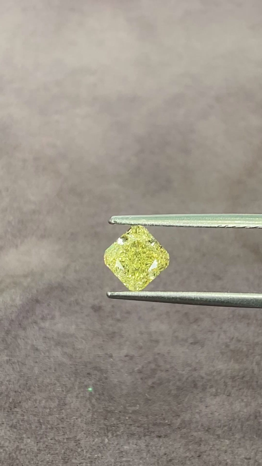 1.02 ct Square radiant Diamond