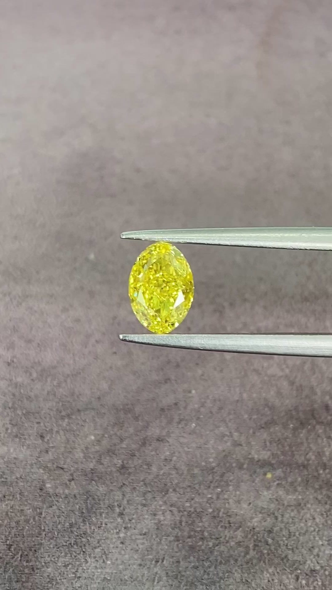 1.01 ct Oval diamond