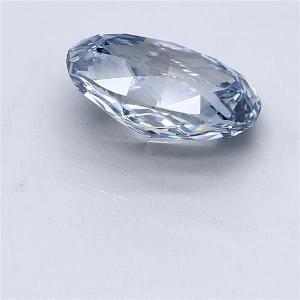 4.23 ct. oval Lab Grown Diamond front image
