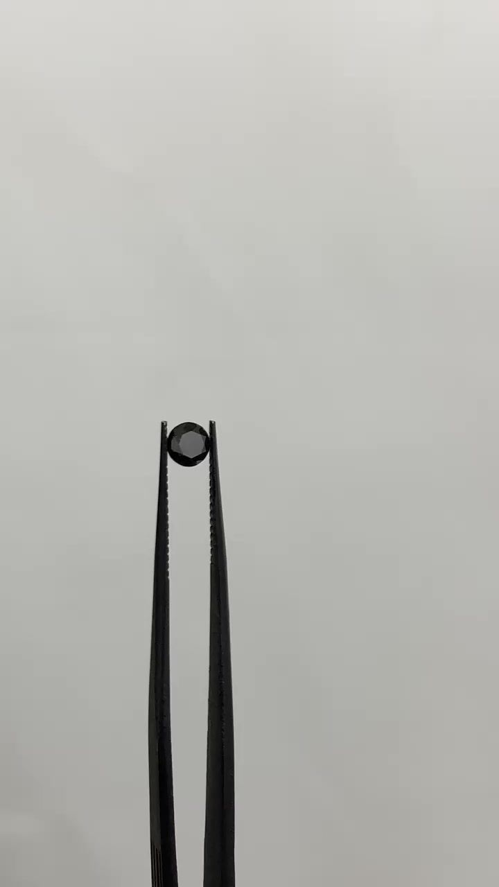 0.52 ct Round diamond