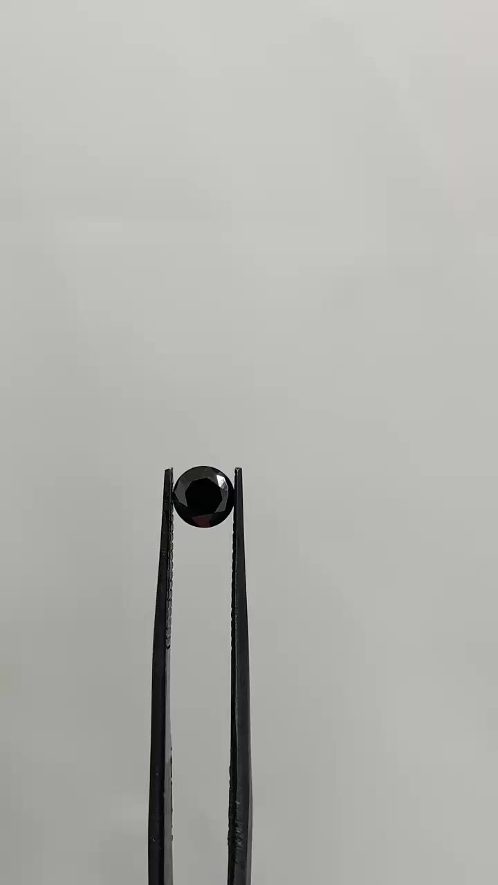 Diament 0.61 ct Fancy Black/VVS2