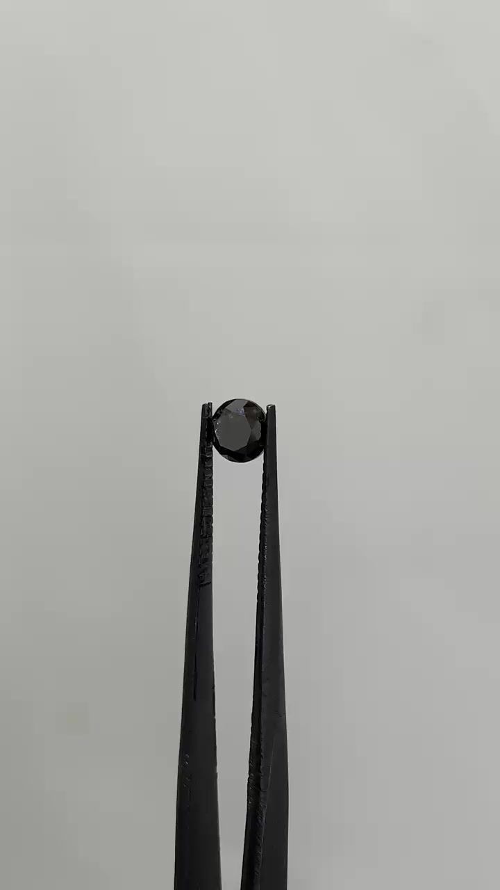 0.81 ct Round diamond