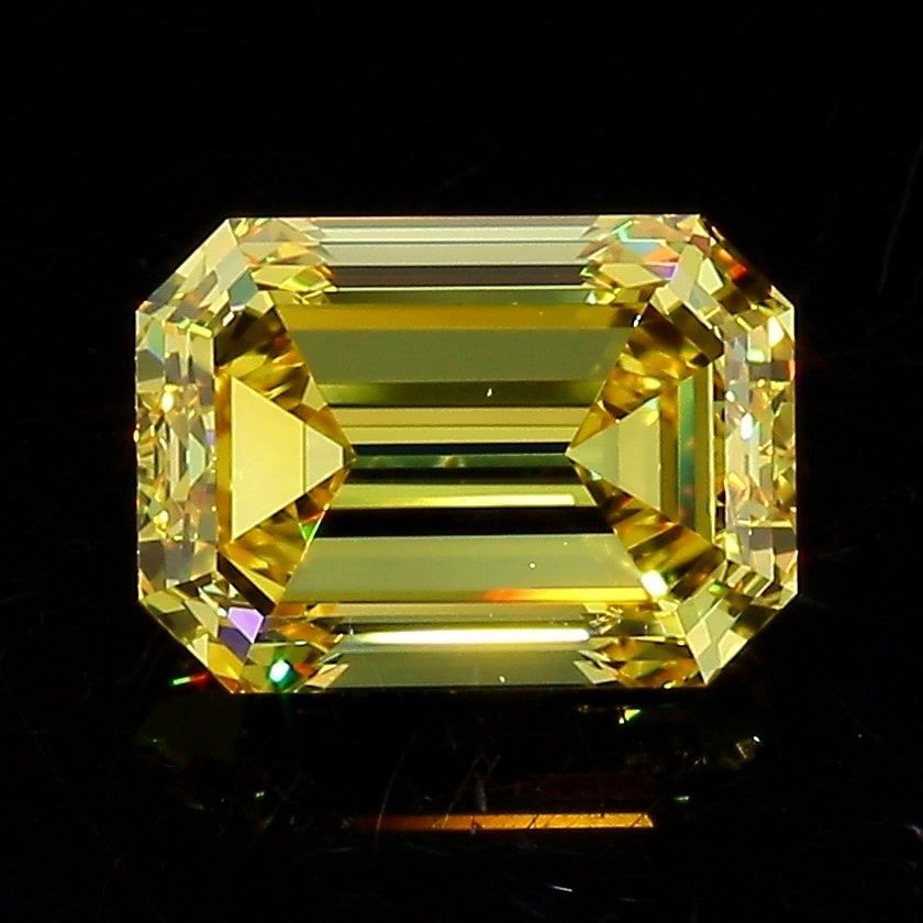 2.01 ct Emerald diamond