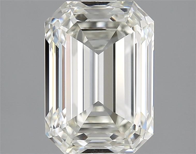 2.01 ct Emerald diamond