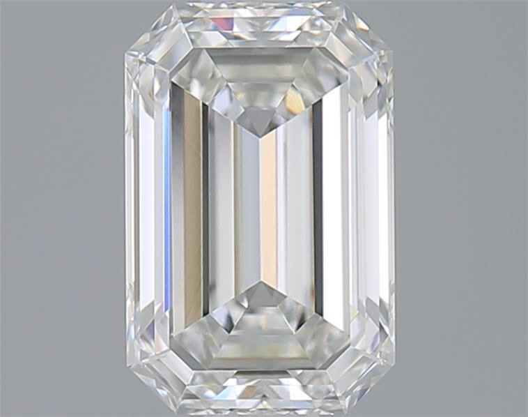 0.70 ct Emerald diamond