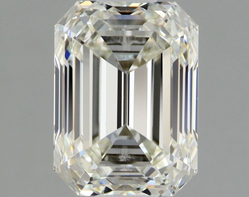 0.90 ct Emerald diamond