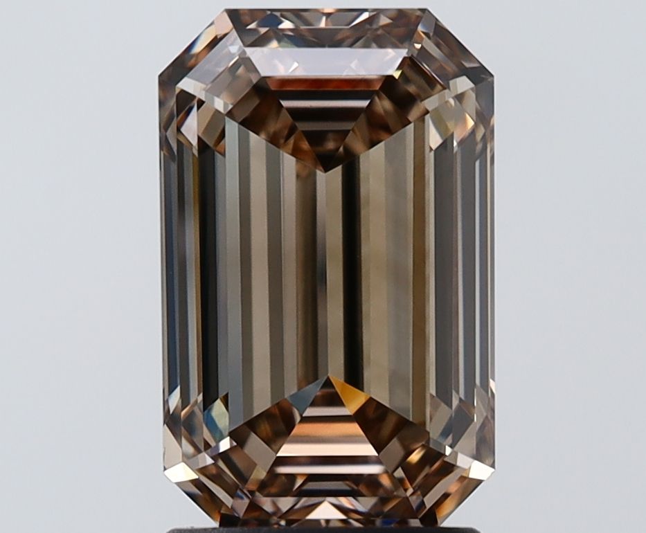 2.51 ct Emerald diamond