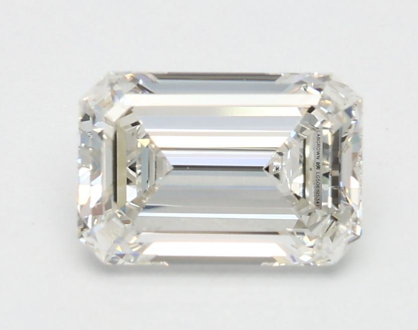 1.14 ct. emerald Lab Grown Diamond front image