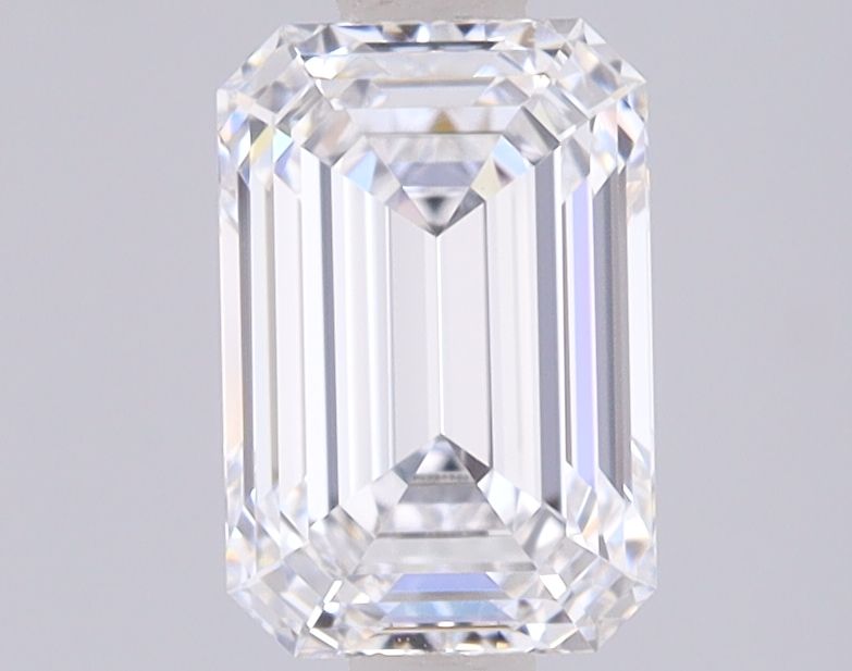 1.50 ct. emerald Lab Grown Diamond front image
