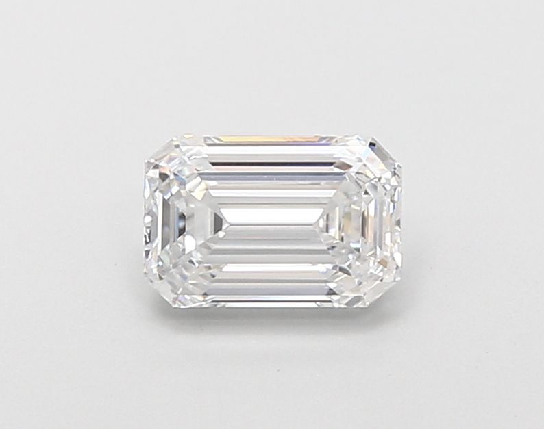 1.06 ct. emerald Lab Grown Diamond front image