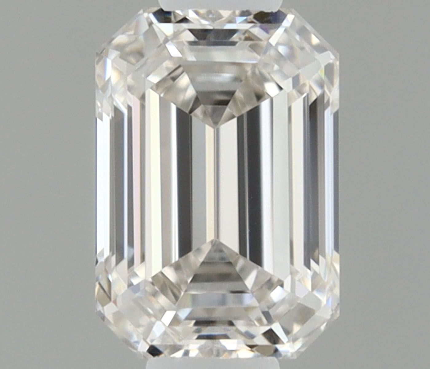 0.31 ct Emerald diamond