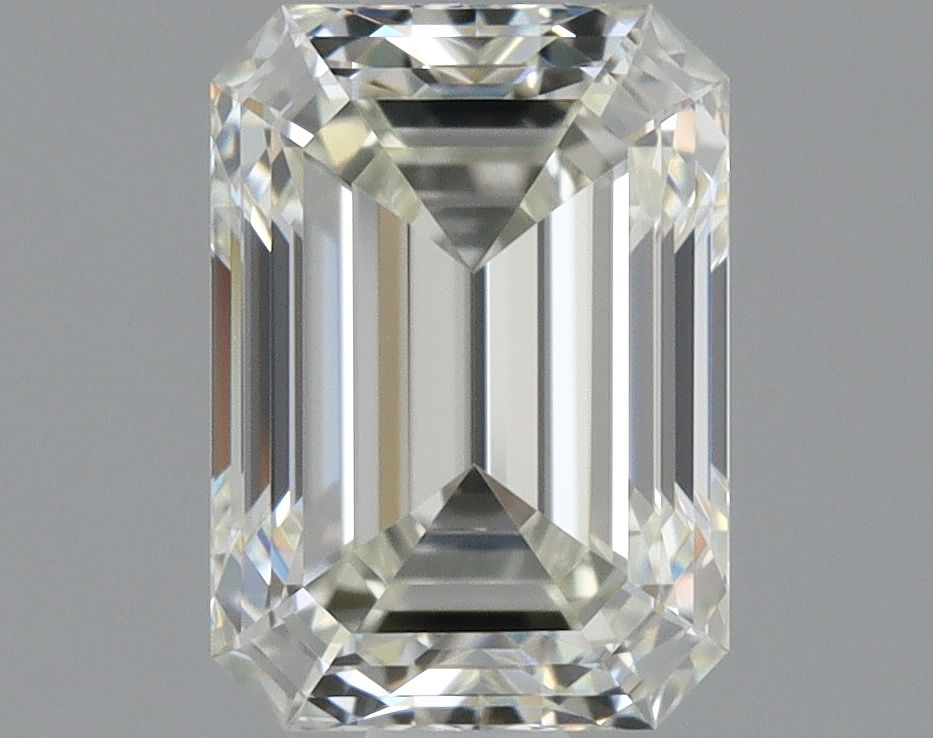 1.05 ct Emerald diamond