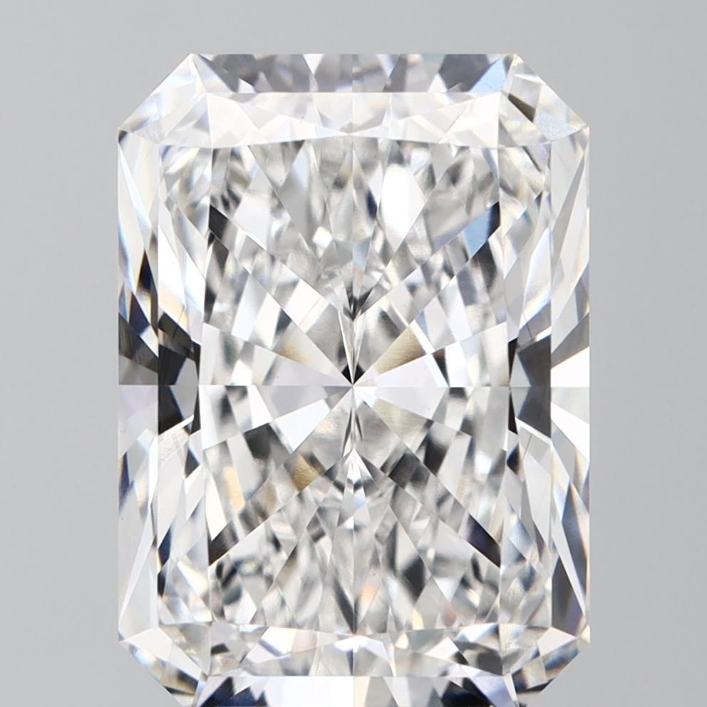 7.30 ct. radiant Lab Grown Diamond front image