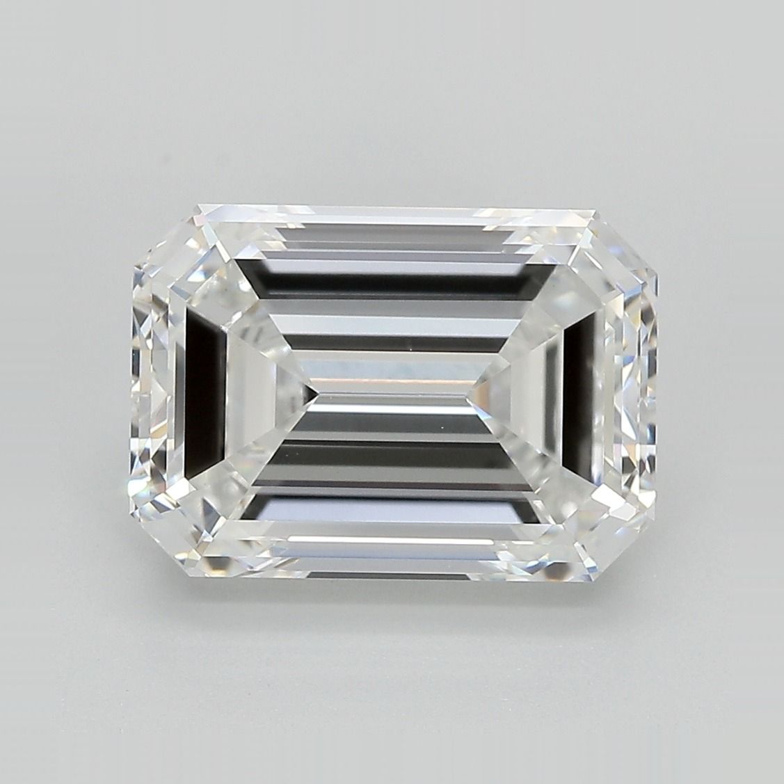 1.04 ct. emerald Lab Grown Diamond front image