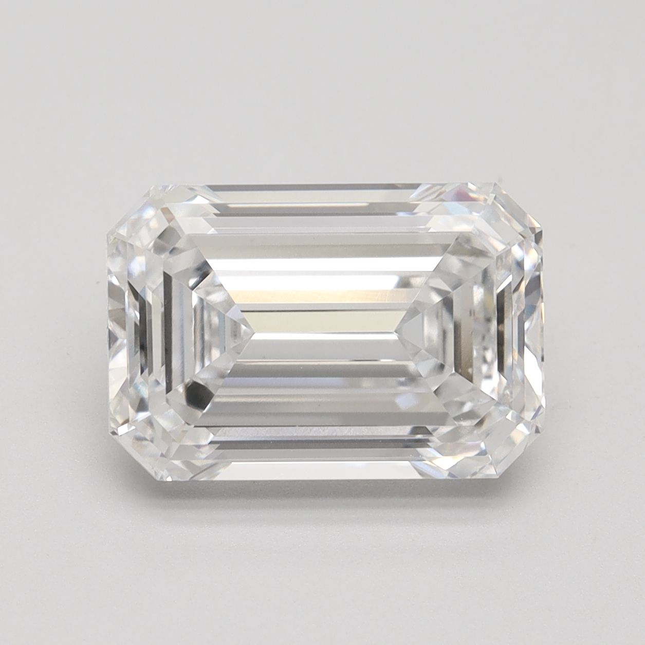 4.53 ct. emerald Lab Grown Diamond front image