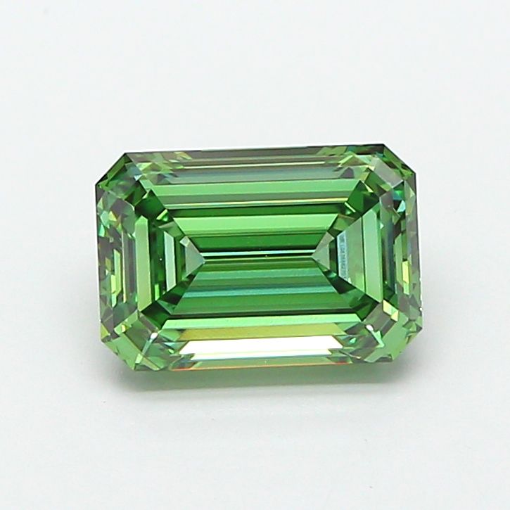 3.07 ct Emerald diamond