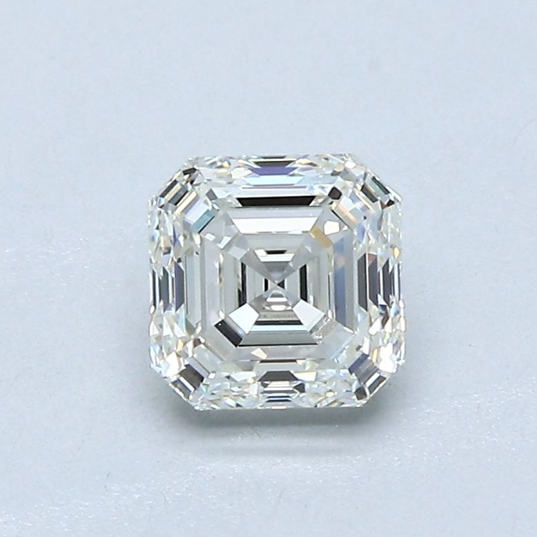 0.9 ct Square emerald Diamond
