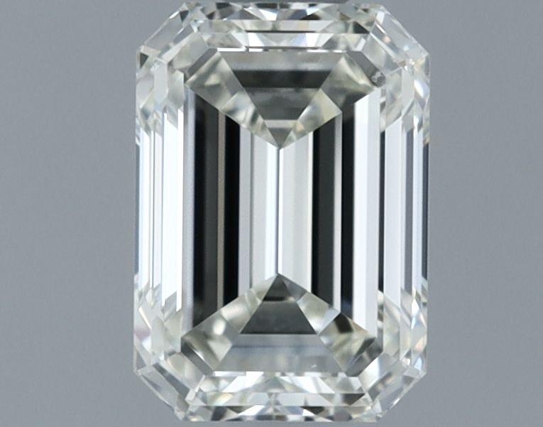 0.70 ct Emerald diamond