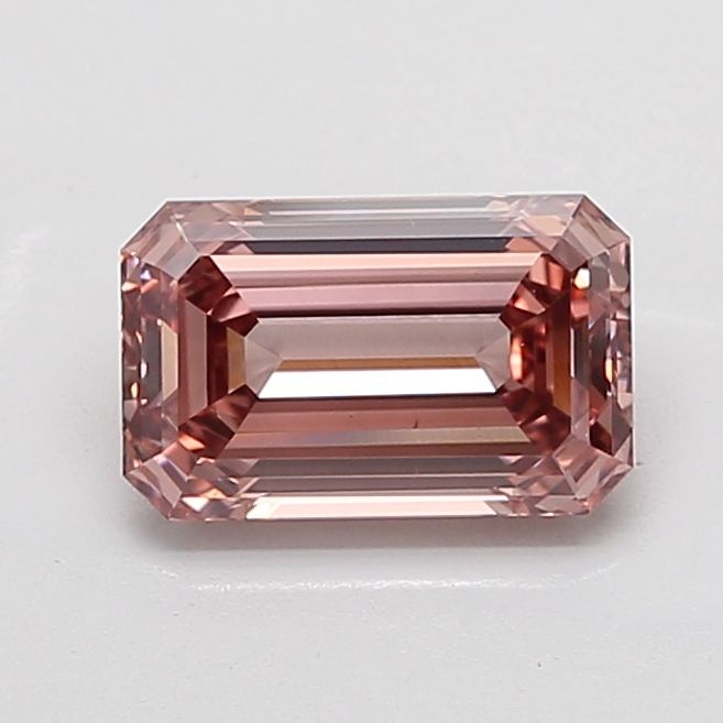 3.01 ct Emerald diamond