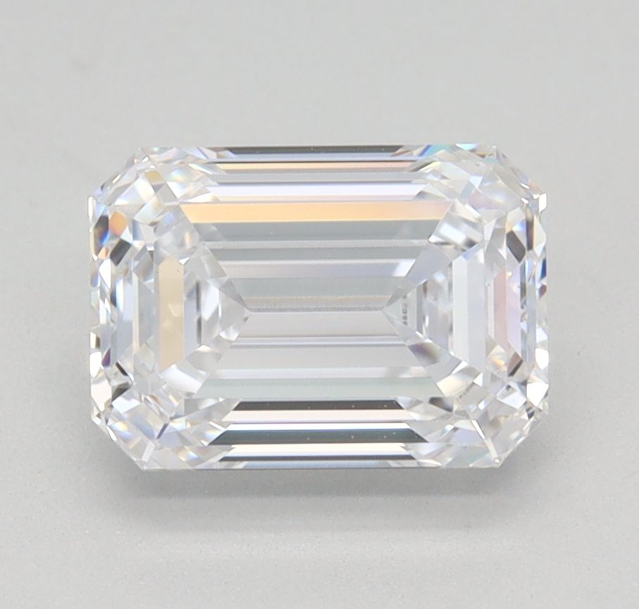 1.52 ct. emerald Lab Grown Diamond front image