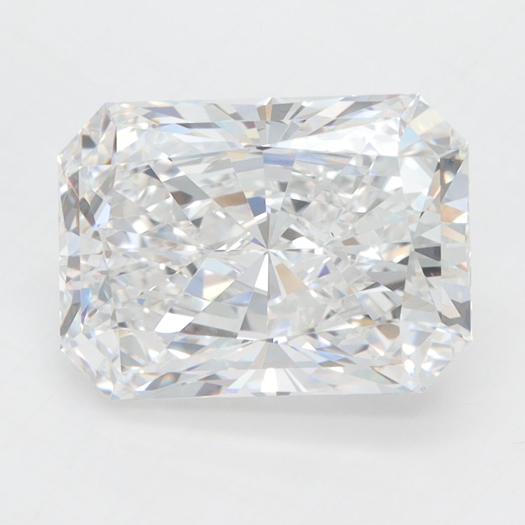 4.33 ct. radiant Lab Grown Diamond front image