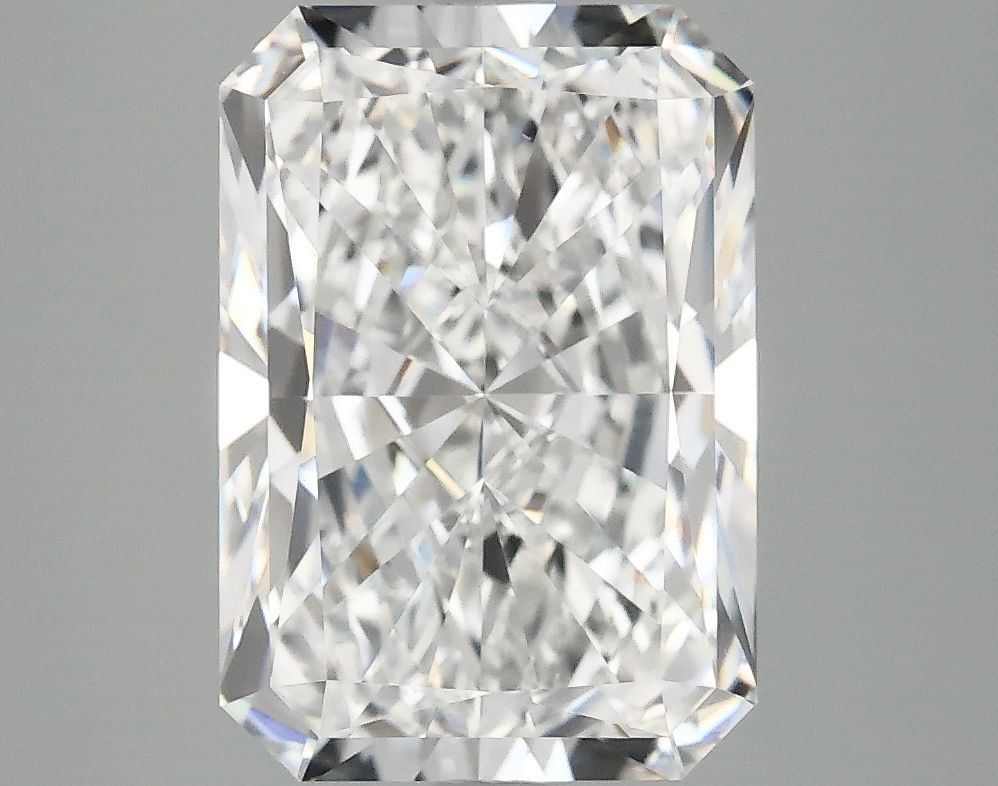 4.37 ct. radiant Lab Grown Diamond front image